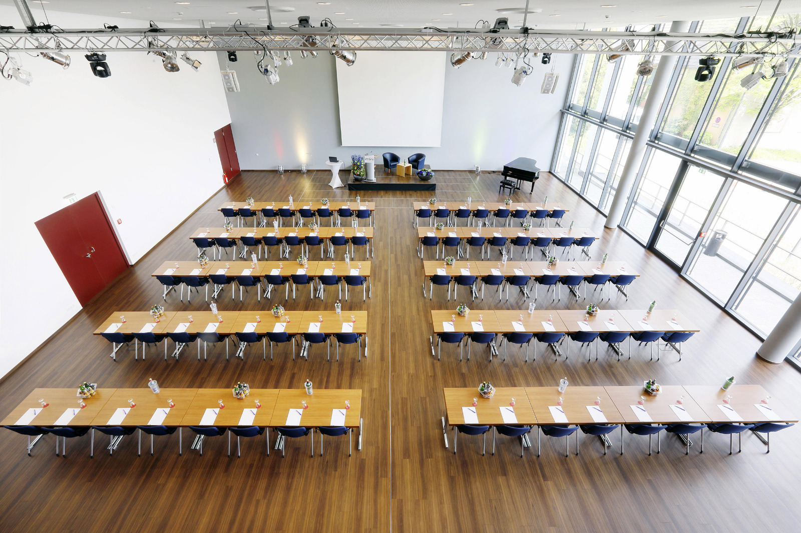 WhatsApp Image 2025-10-10 at 23.15.58